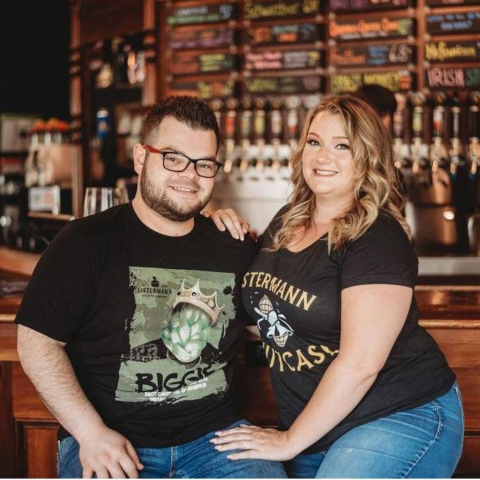 2019 Engagement Photos ♥ Listerman Brewery