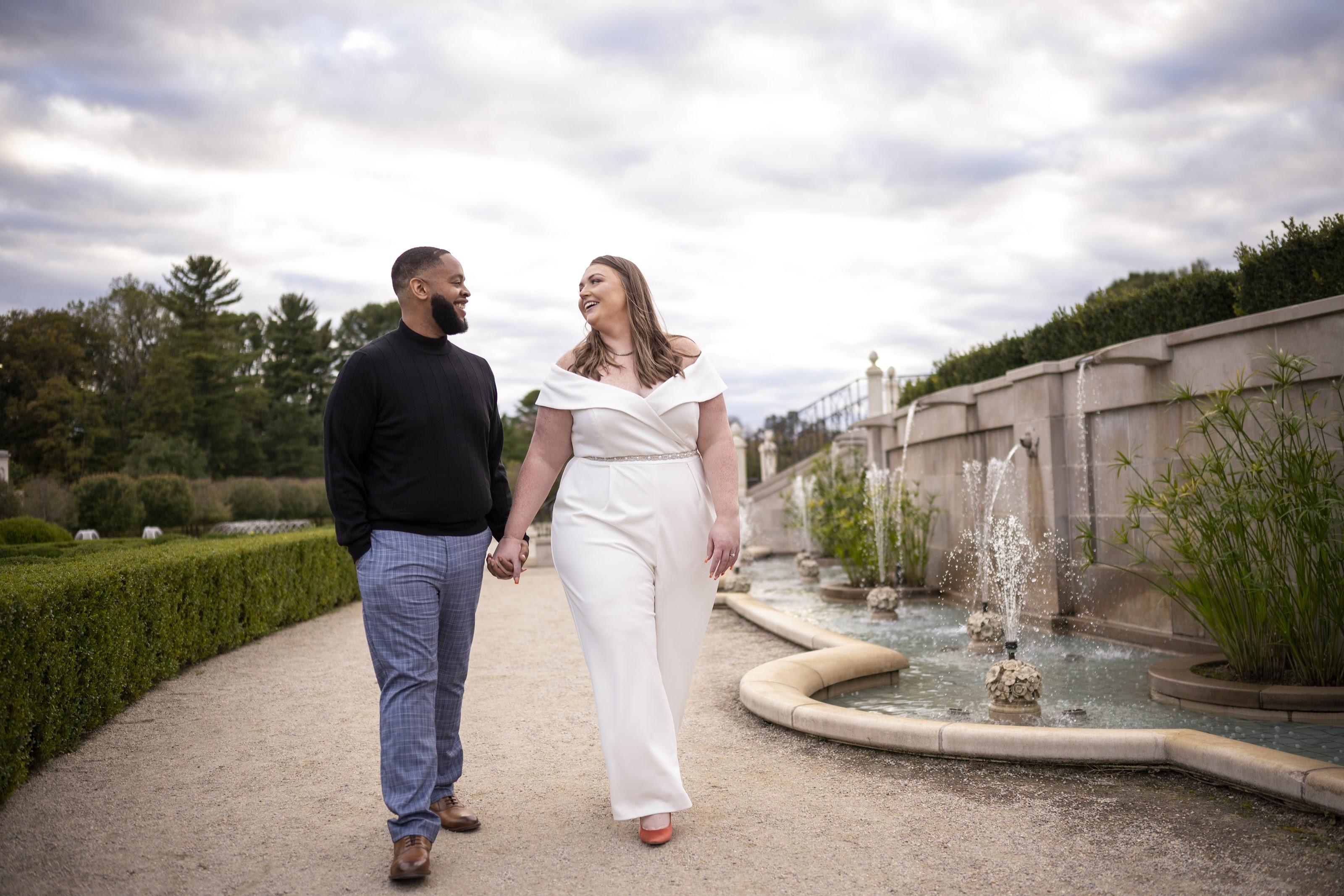 The Wedding Website of Amanda LaPorte and Derek Buxton