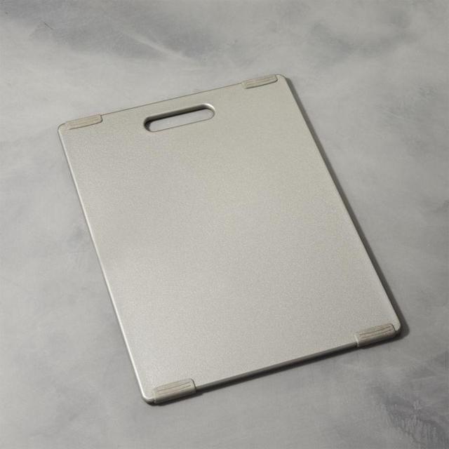 Jelli ® Pewter Nonslip Reversible Cutting Board