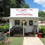 Mrs. Lee's Stagecoach Sweet Stop
