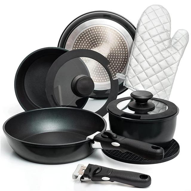 Moss & Stone Aluminum Pots And Pans Set Nonstick, Removable Handle Cookware, Stackable Pots And Pans Set, Dishwasher safe, Induction Pots And Pans, Camping Cookware Set. (10 Pcs Black Kitchen Set)