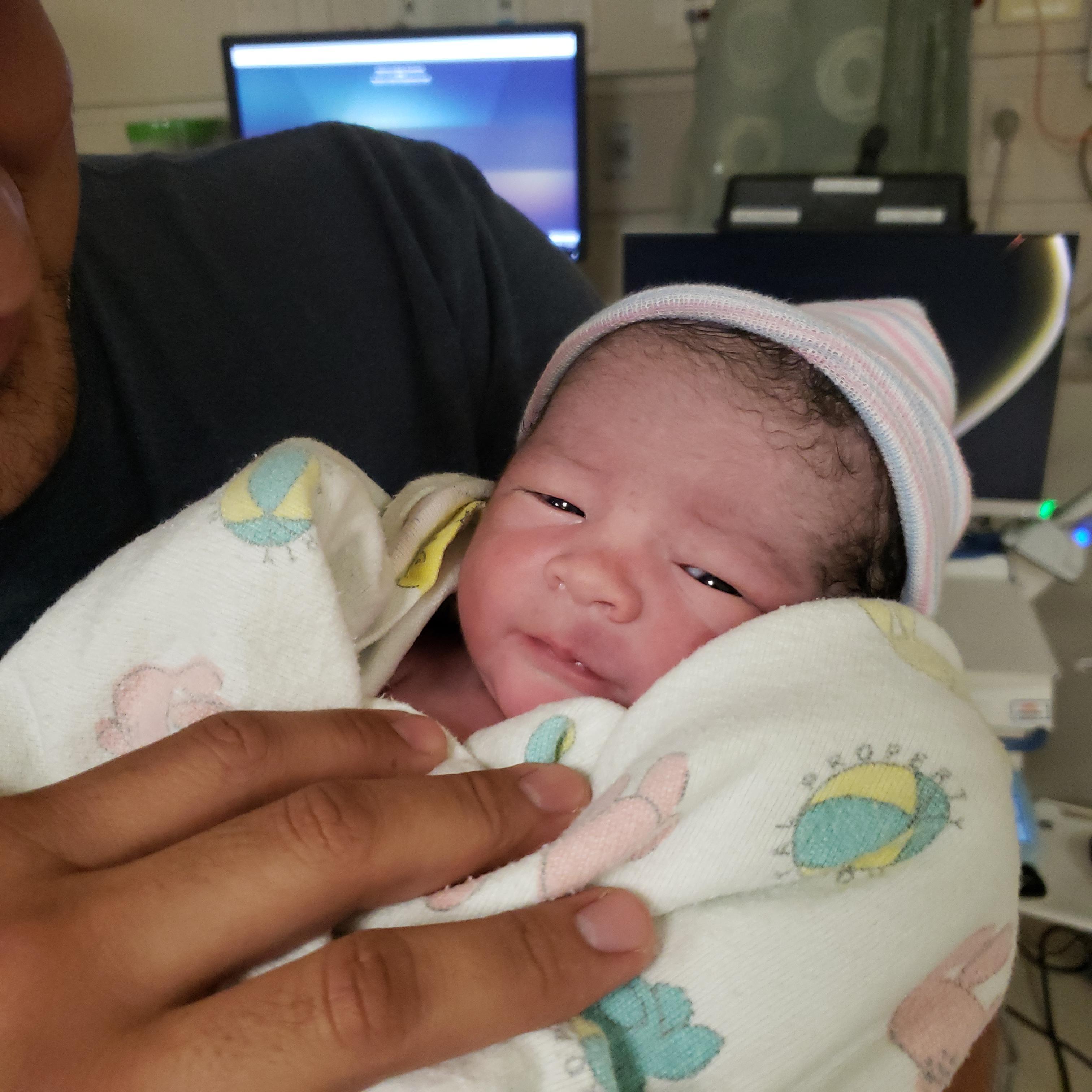 Marcus Solomon Gonzalez born 9 lbs 1 oz and 22 in long at 12:02 PM by scheduled c-section at Kaiser in Modesto.