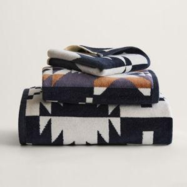 SPIDER ROCK TOWEL COLLECTION