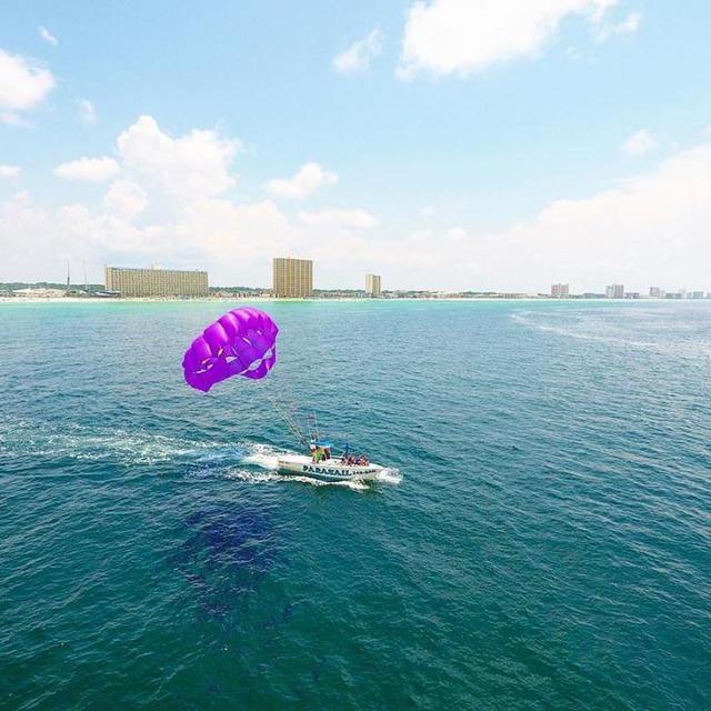 Parasailing for 2 in Belize