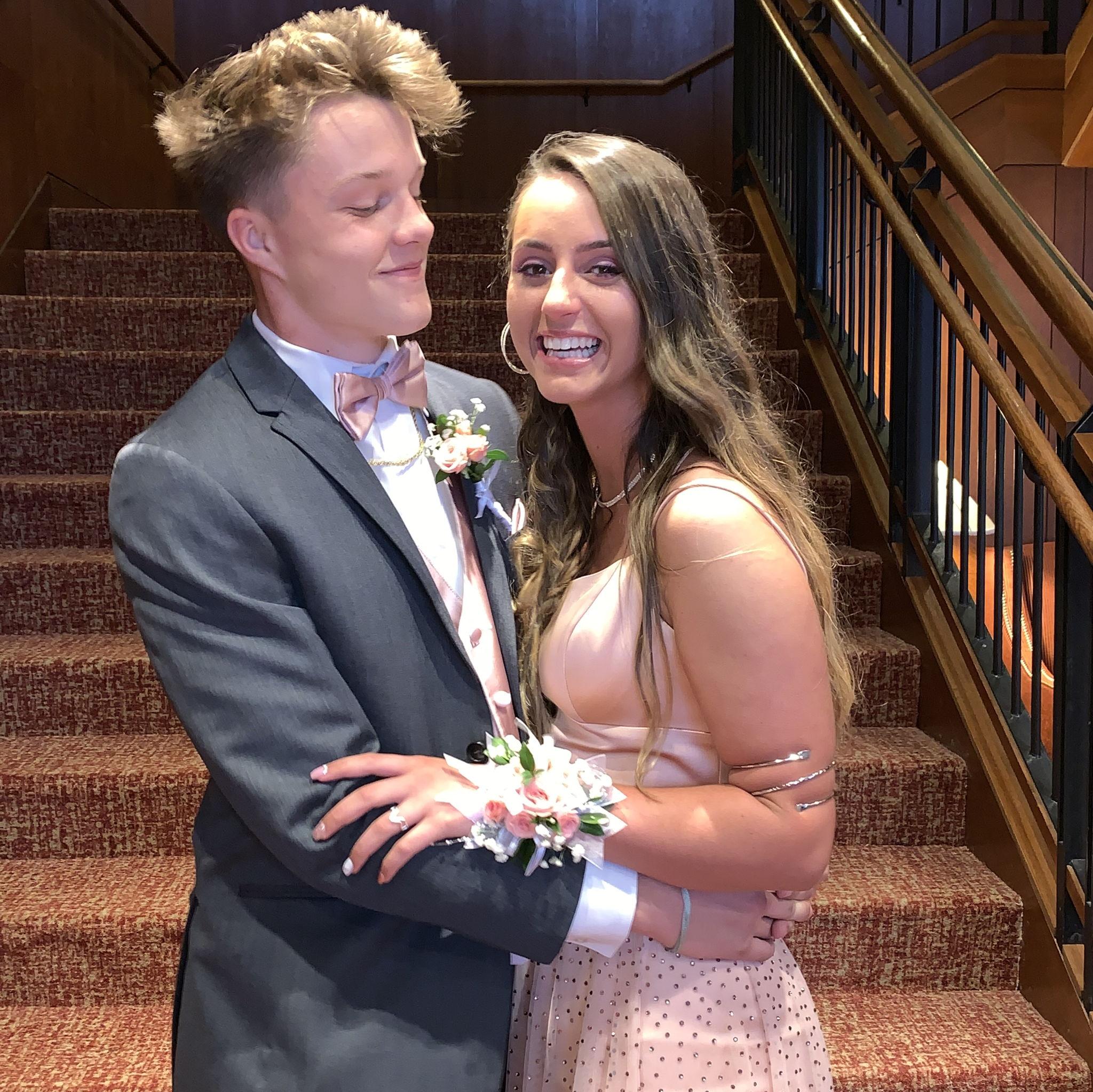 5/4/2019 First prom together!🕺