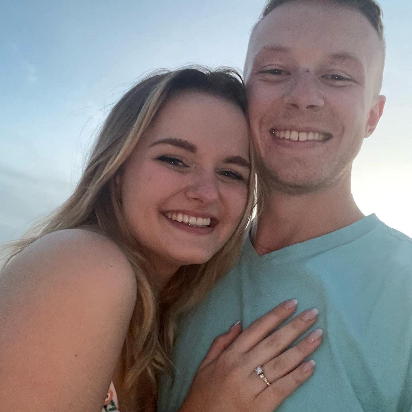 The photo we sent to our loved ones to tell them the news!