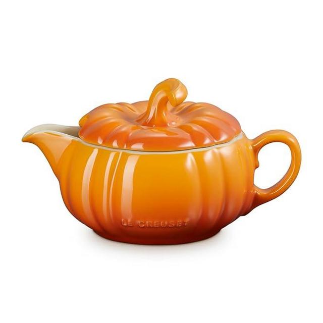 Le Creuset Stoneware Pumpkin Gravy Boat with Lid, 14 oz., Persimmon