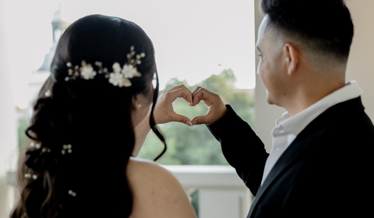 The Wedding Website of Emily Flores and Miguel Flores