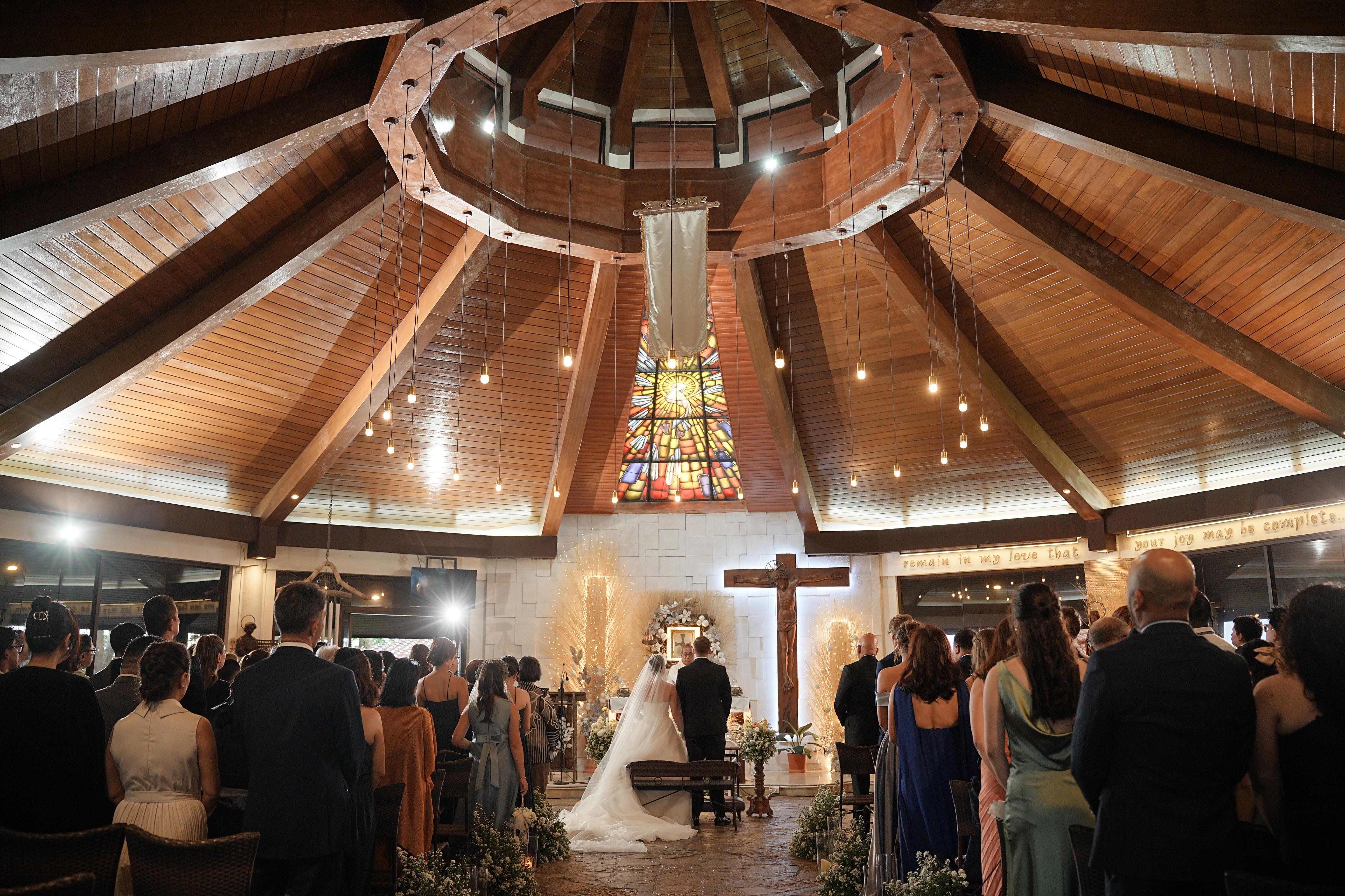 The Wedding Website of Hanna Villarosa and Nick Hughes