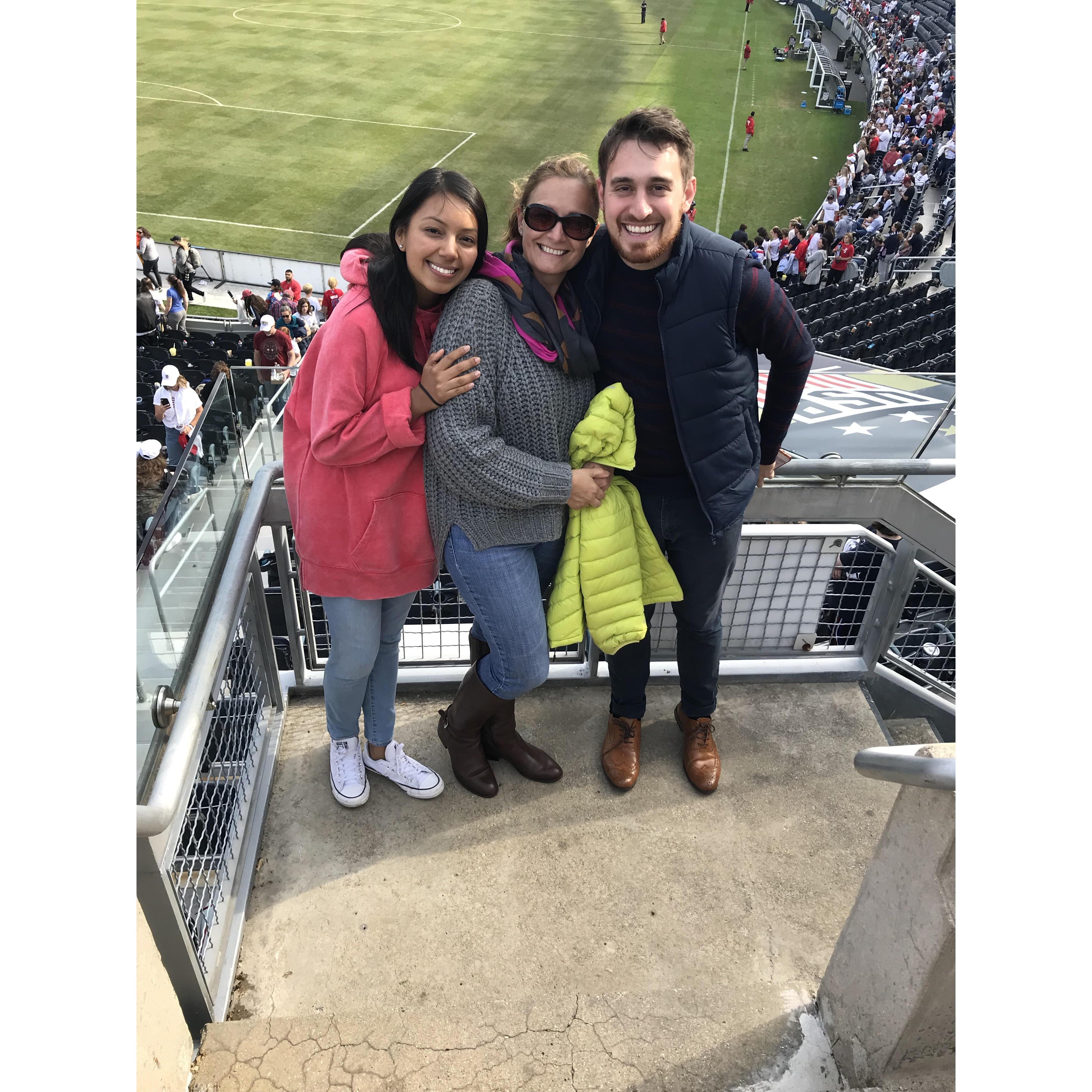 We saw the U.S. Women's Soccer Team! #MeganRapinoe