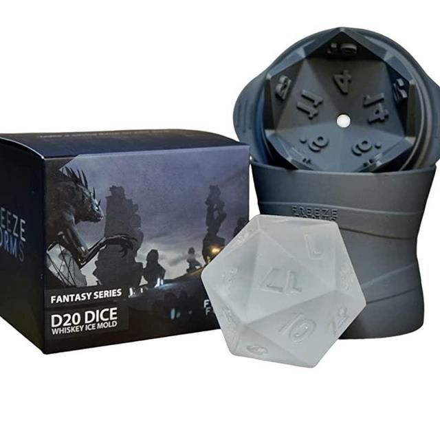 D20 Dice Shaped Fantasy Whisky Ice Cube Mold - Add a Unique Touch to Your Drinks