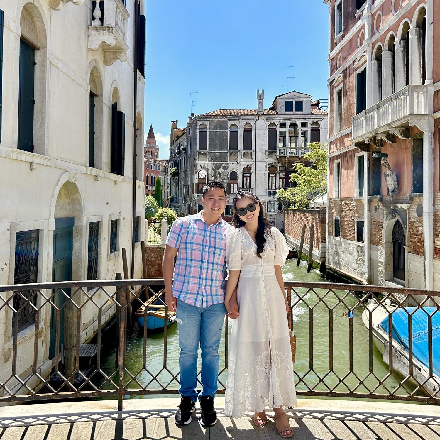 A love story floating through Venice ๐๐ค