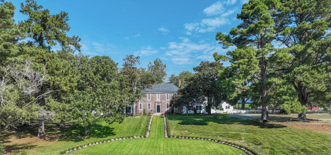 The Wedding Website of William Courtney and Brianna Kelly