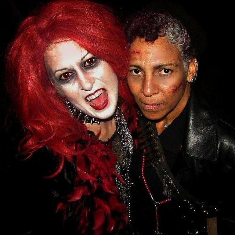 as theater geeks, we had a blast for Halloween 2018 dressed as vampire & huntress