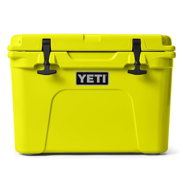 YETI Tundra 35 Cooler