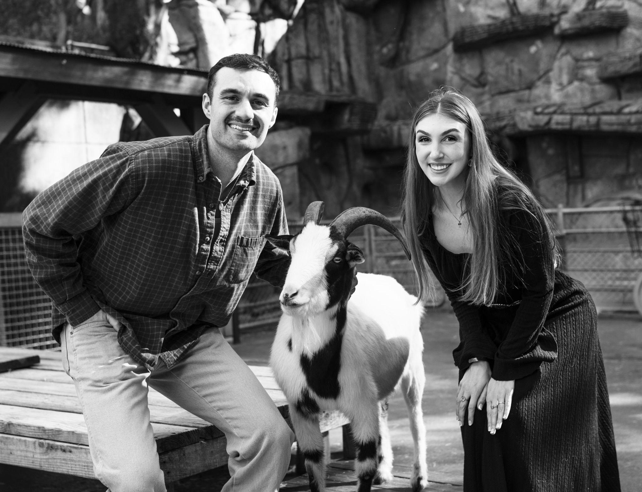 The Wedding Website of Linzi Moore and JJ Jerman