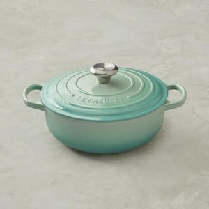 Le Creuset Signature Cast-Iron 3 1/2-Qt. Essential Oven, Mint