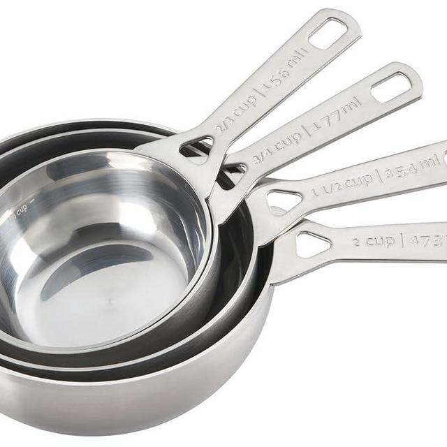 Le Creuset Batch-Baking Measuring Cups, Stainless Steel, Set of 4 (2/3 & 3/4 & 1.5 & 2 cups)