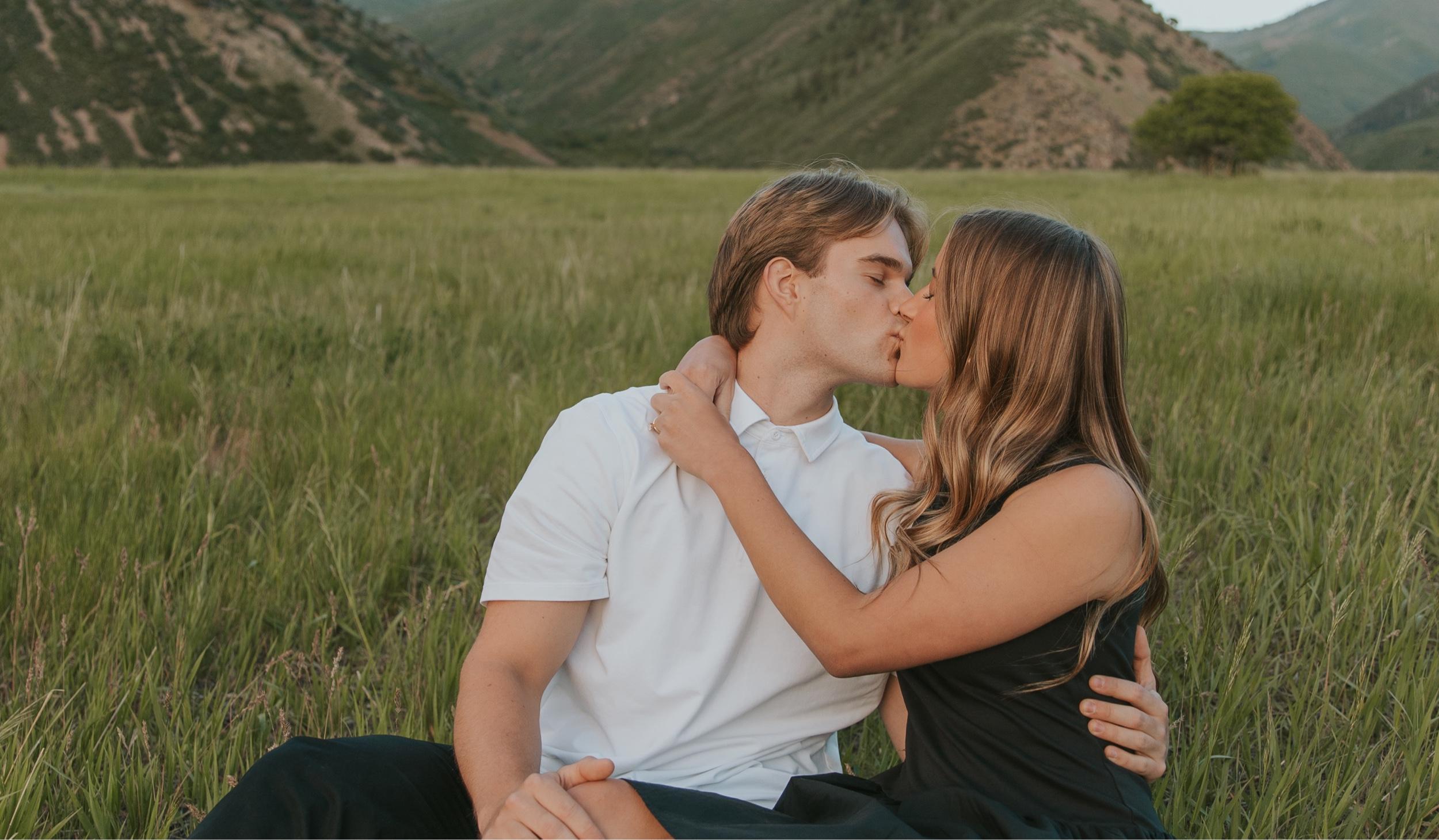 The Wedding Website of Ella Carlson and Robert Wallis