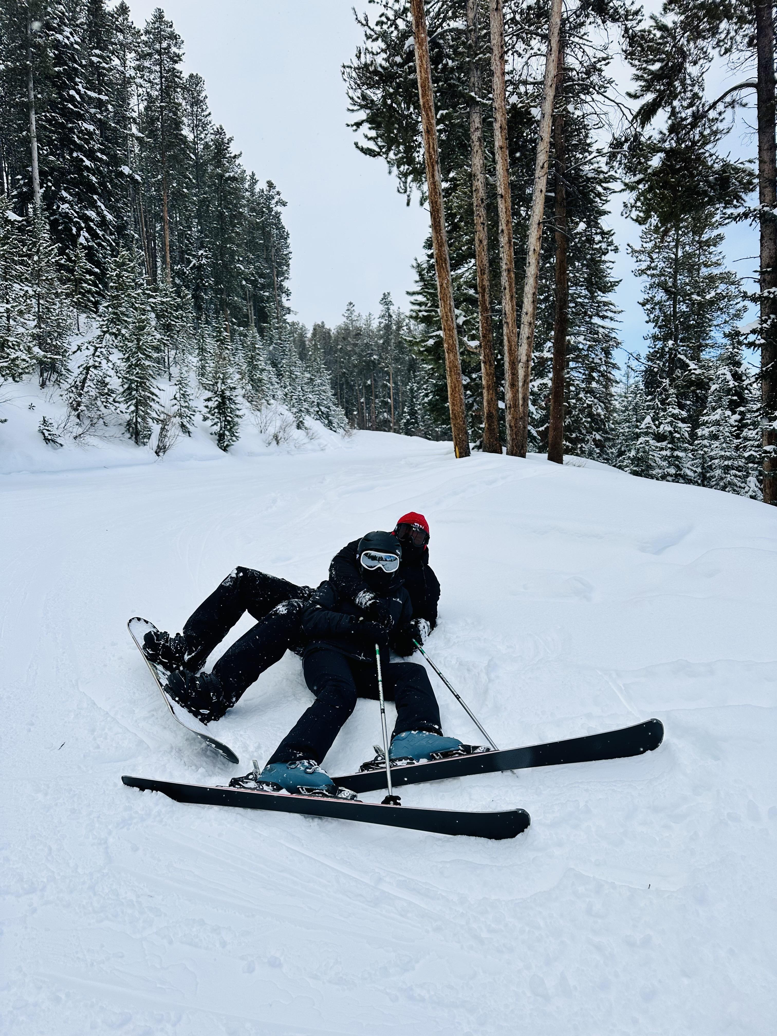 The Wedding Website of Sydney Dawkins and Chris Sartain