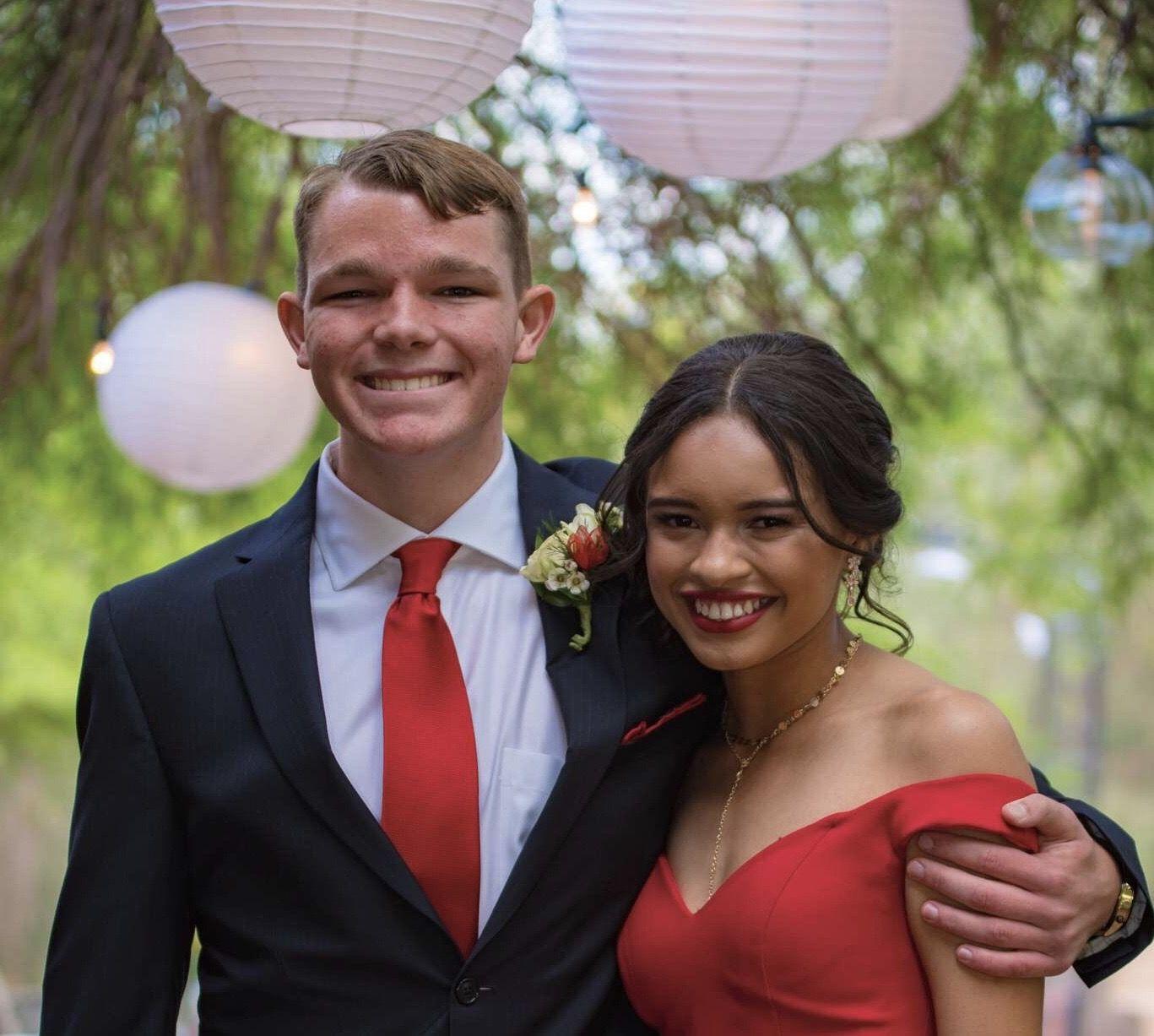 The Wedding Website of Emilie Eleanor Hall and Tanner Riley Hudson