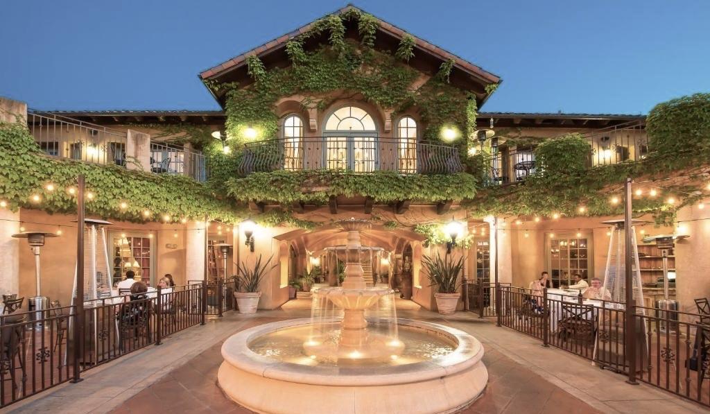 The Wedding Website of Matt Saker and Bella Gutman
