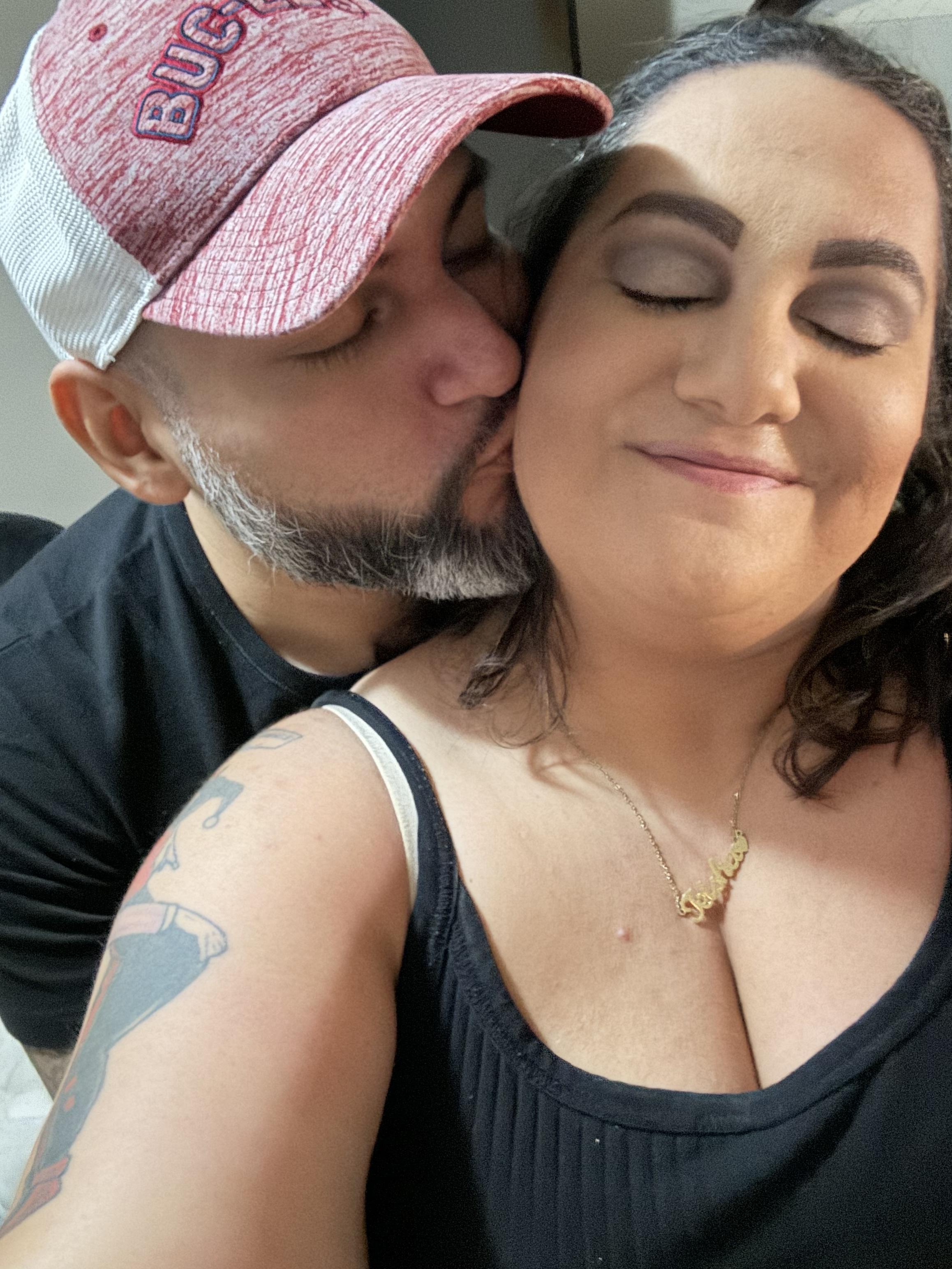 The Wedding Website of Teisha Lopez and Rene Badillo
