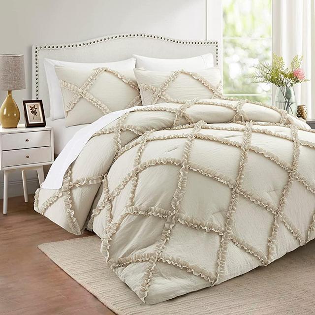 Comforter Set King Size Bedding – 3 Piece Farmhouse Bedding Set Cover Ruffle & Lightweight Comforter and Pillow Case Vintage Bedding for Bedroom as Home Bed Set Boho Chic Comforter for Luxury Comfort