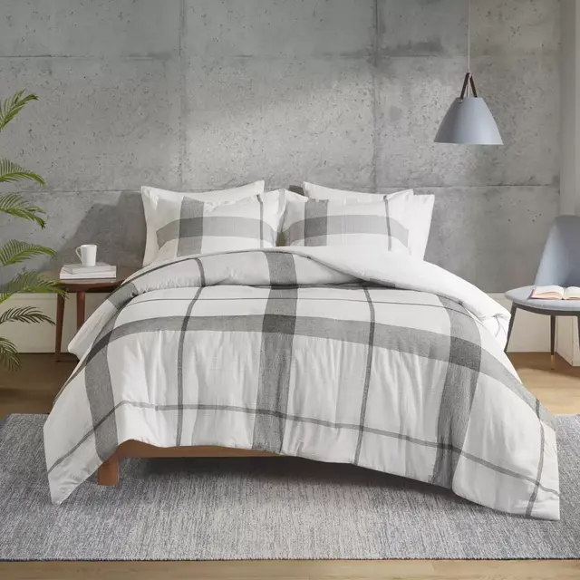 Urban Habitat Union Square Cotton 3-Piece King/California King Duvet Cover Set in White/Black