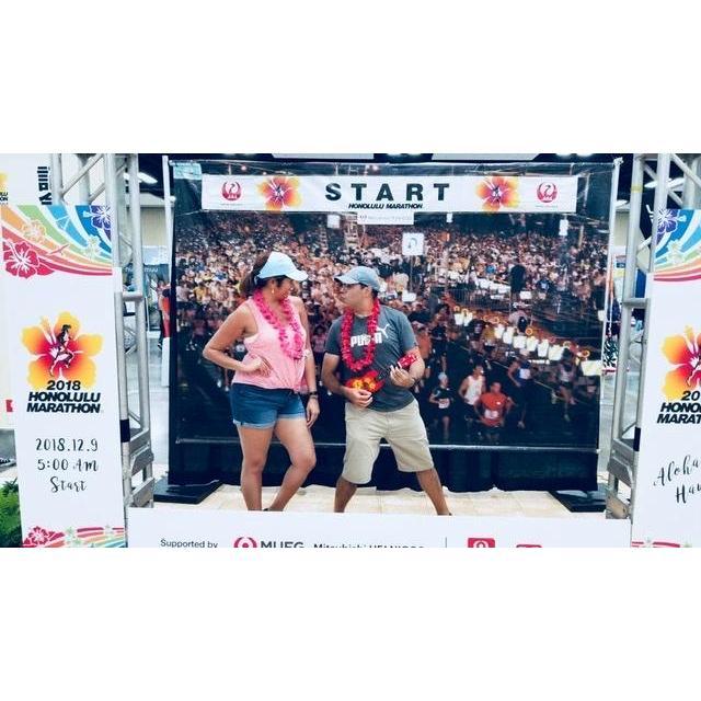 Taylor's first full Marathon in Honolulu. I was there as his emotional support lol.