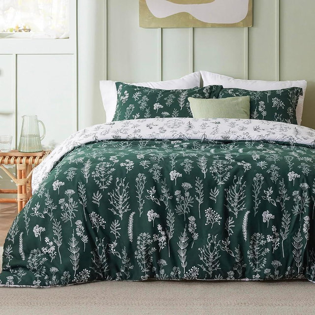 Bedsure Duvet Cover King Size - Reversible Emerald Green King Duvet Cover Set with Zipper Closure, 3 Pieces Floral Patterned Bedding Set with 8 Corner Ties and 2 Pillow Shams