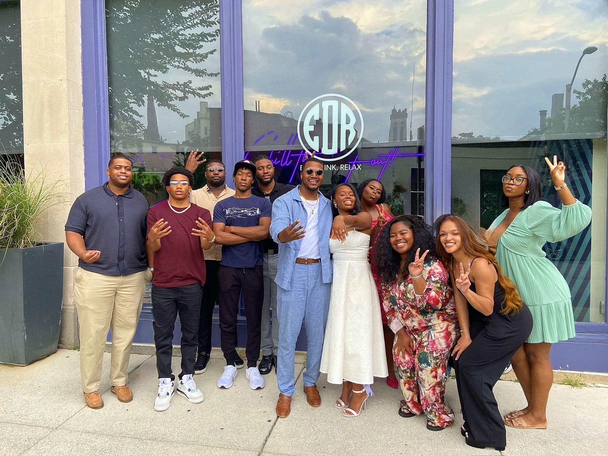 The Wedding Website of Sydney Pinkett and Kyle Taylor