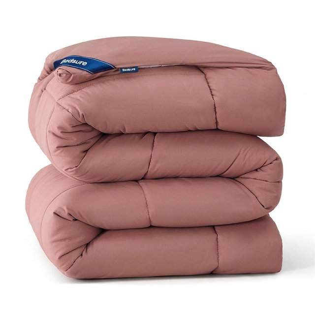 Bedsure Comforter Duvet Insert - Quilted Comforters Queen Size, All Season Duvet, Down Alternative Bedding Comforter with Tabs(Dusty Pink,Queen 88"x88")