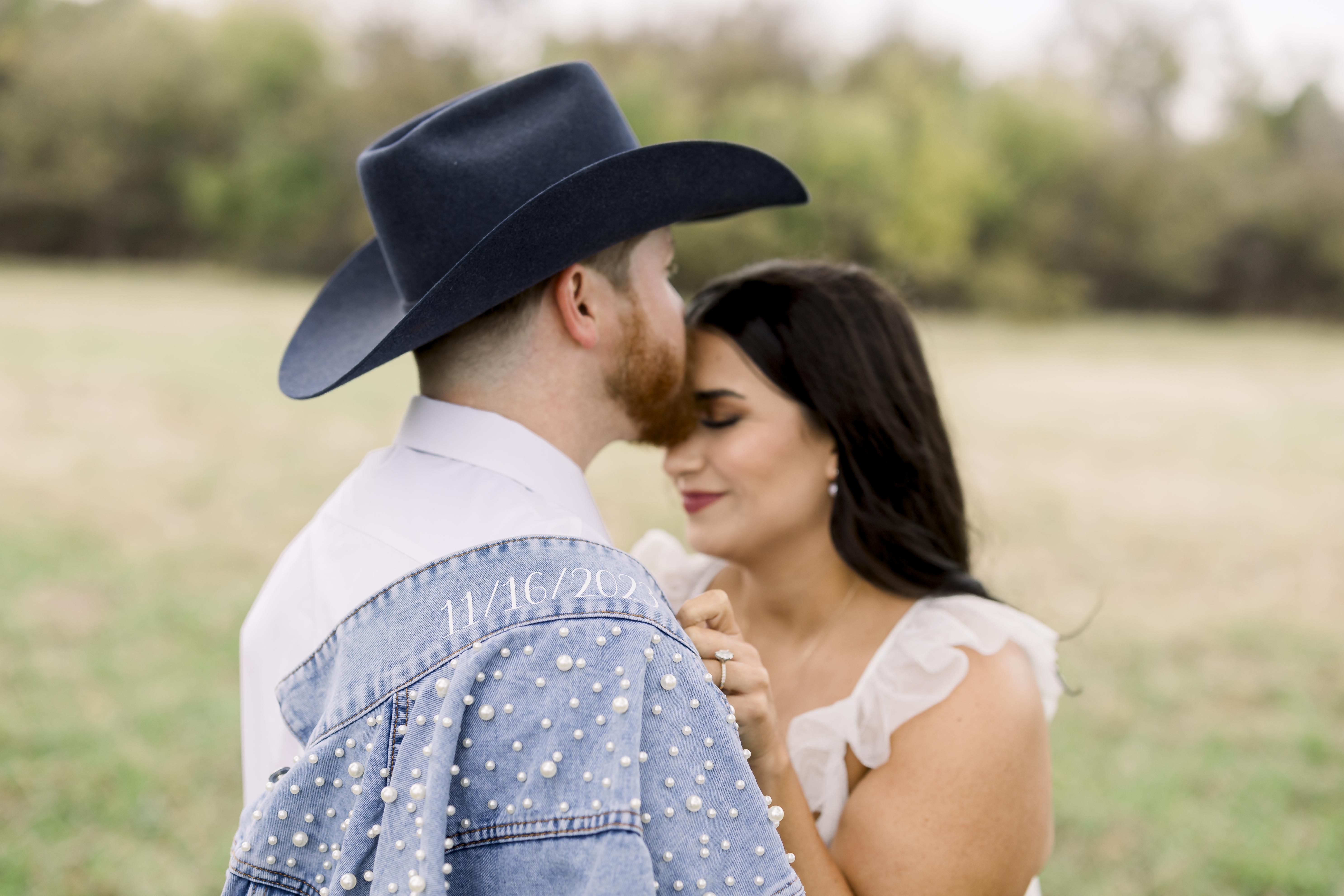 The Wedding Website of Hallie Hamilton and Austin Hamilton