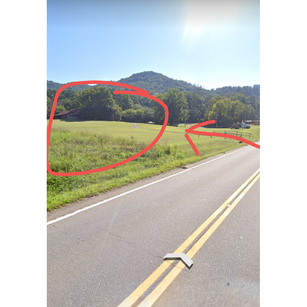 When you go down the gravel path, parking will be available on either side of the barn. Areas where it is not permissable to park will be blocked off day of.