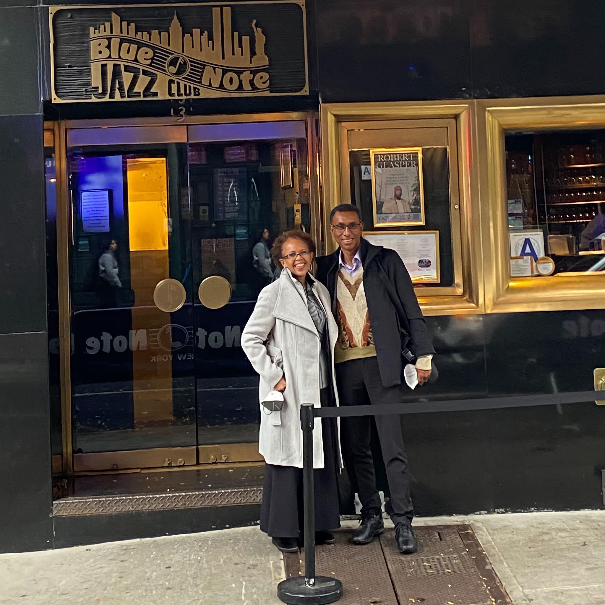 Typical Floridians bundled in heavy coats in NYC - we were cold! Celebrated Ricky's birthday at a Robert Glasper concert, Blue Note Jazz Club. Yvette bumped into Sheila E. in the ladies' room.