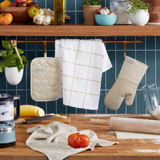 Onion Quilt 4-Piece Kitchen Towel & Mitt Set