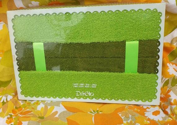Vintage NOS Lime Green Khaki Dri Glo guest towel and face cloth sealed in original gift box retro linen new cotton Australian made bath set