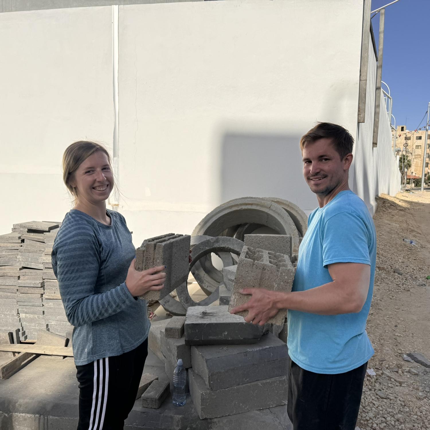 Middle Eastern gym closed? Have a makeshift work out at the construction site!