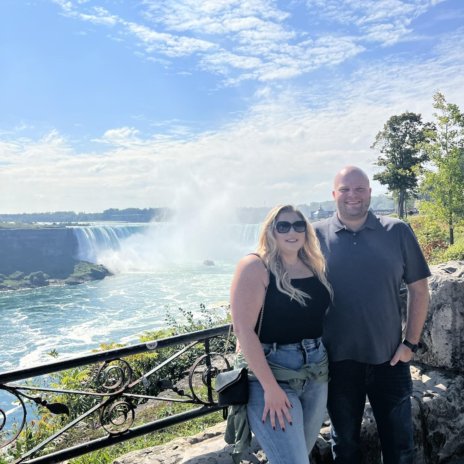 Niagara falls and Niagara on the Lake during our road trip from NJ to Buffalo to Canada to Ohio before reaching Purdue in 2024