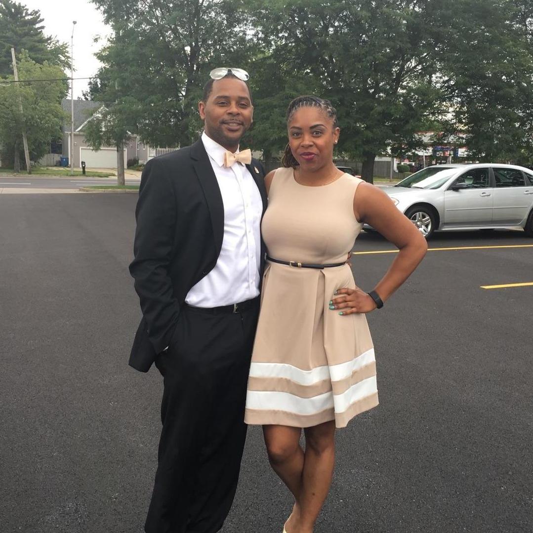 Our 3rd date... when we went to Chances' wedding! My first time meeting your family. Oh, confession time... yes, I heard yall talking about me when I was in the car... and yes, we dressed alike! LOL!