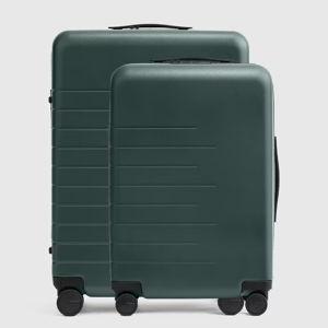 Carry-On & Medium Check-In Suitcase Set - Dark Green