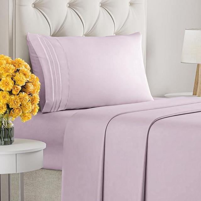 Twin Size 3 Piece Sheet Set - Comfy Breathable & Cooling Sheets - Hotel Luxury Bed Sheets for Women & Men - Deep Pockets, Easy-Fit, Soft & Wrinkle Free Sheets - Light Lavender Oeko-Tex Bed Sheet Set