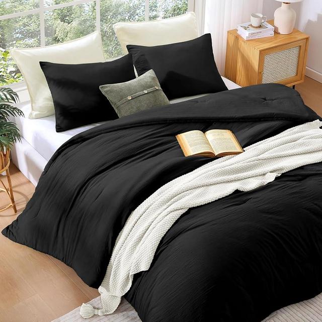 WRENSONGE Queen Size Comforter Sets, Black 3 Piece Soft Fluffy Queen Comforter Set (1 Queen Comforter with 2 Pillow Shams) - Warm Lightweight Bedding Comforter Set Suitable for All Seasons