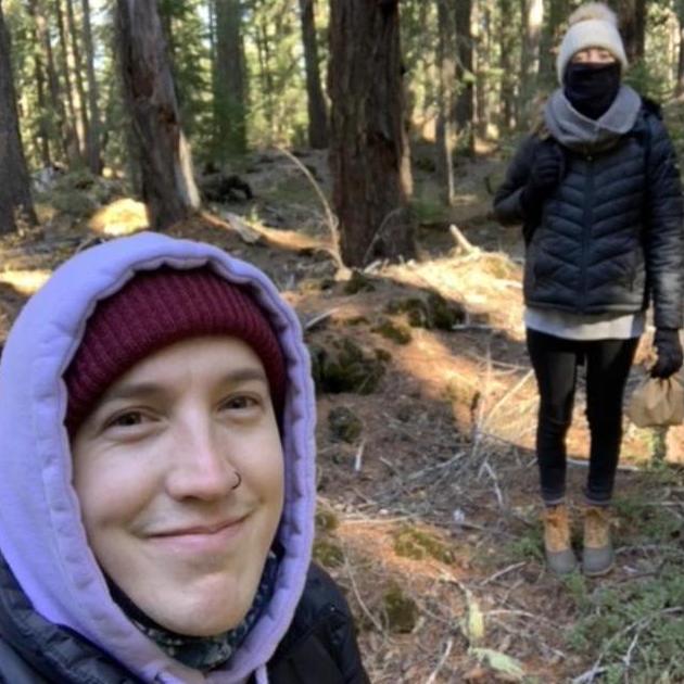 it was probably 15 degrees this day when we drove out to the mckenzie river to go mushroom hunting