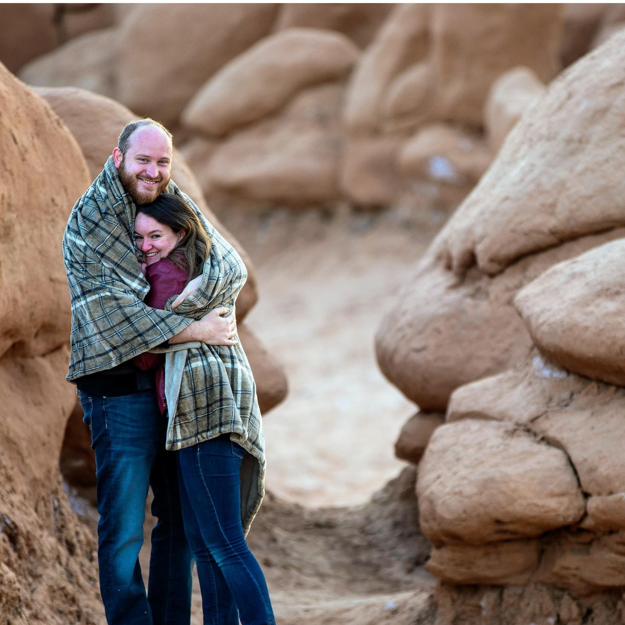 Engagement shoot in Goblin Valley