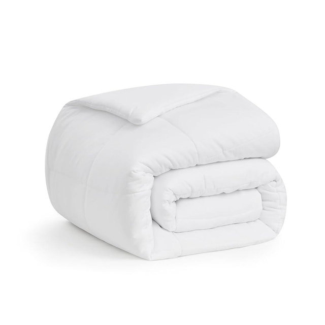 UGG Devon Quilted Comforter - Basic Comforter Ultra-Soft Luxury Bedding Comforter, Cozy Comfortable Reversible Machine Washable Hotel Style Bedding (King)