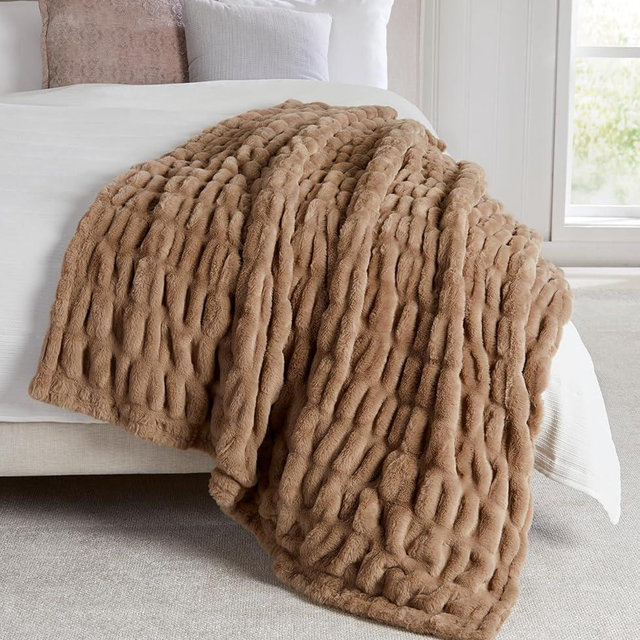 Springtree Home | Luxury Plush Throw Blanket | Brown Throw Blanket | Perfect Blanket for Couch Year Round | Fluffy Micro Fleece | Lily Collection - Dune