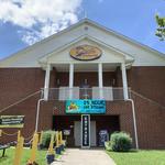 Dad's Garage Theatre