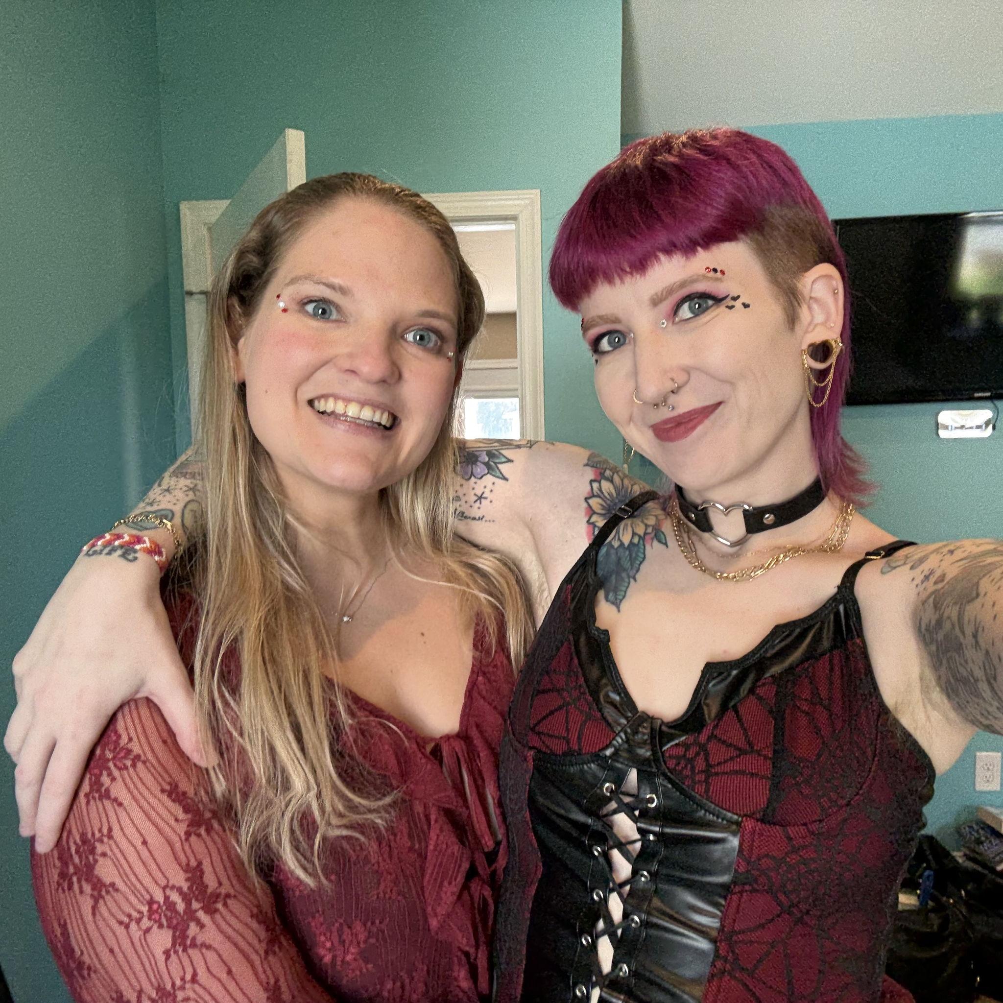 Emma flew to Philly to help Jay pack the remainder of their belongings, spent time with friends and saw where all of the Jay lore originated.